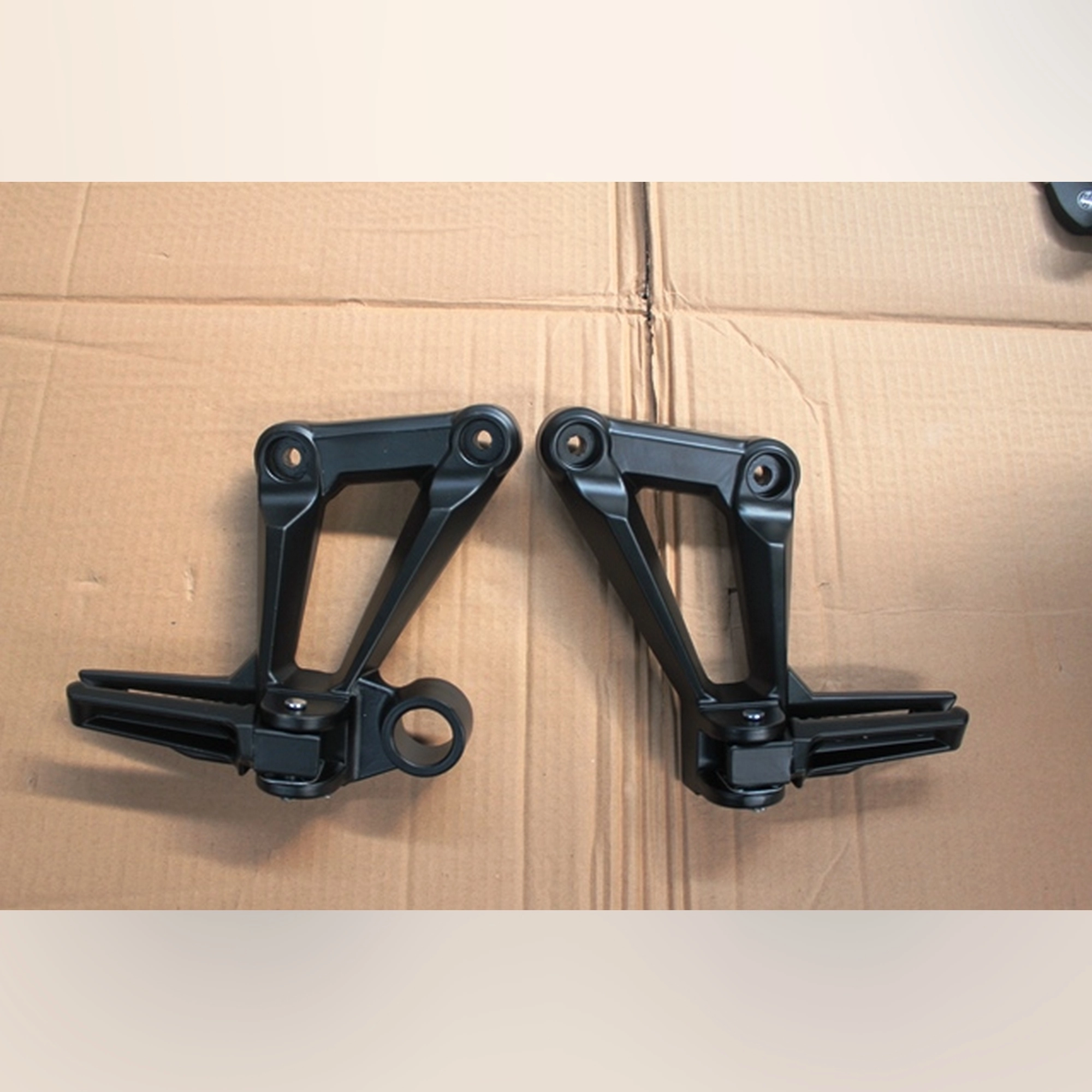 ARORA MT 125 SOL ARKA BASAMAK #MT125 - 065
